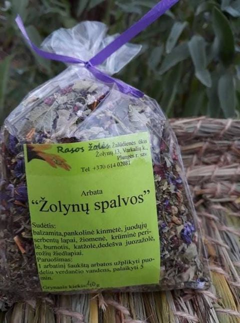 "Žolynų spalvos"